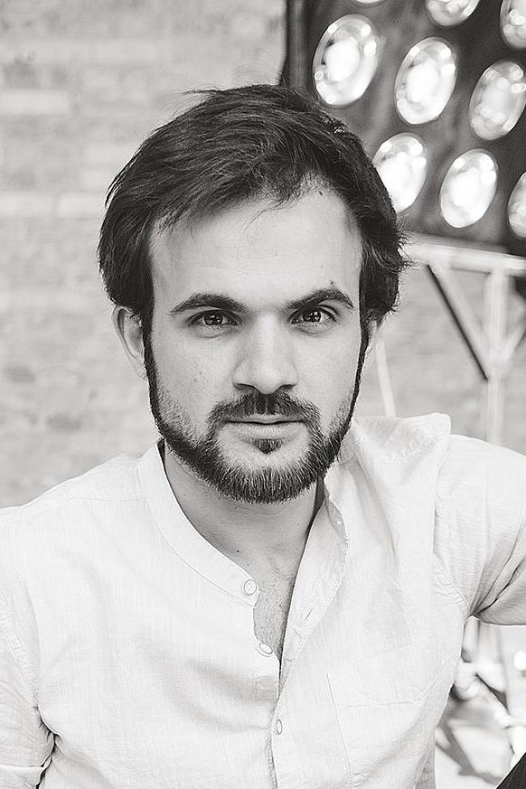 Армен Захарян